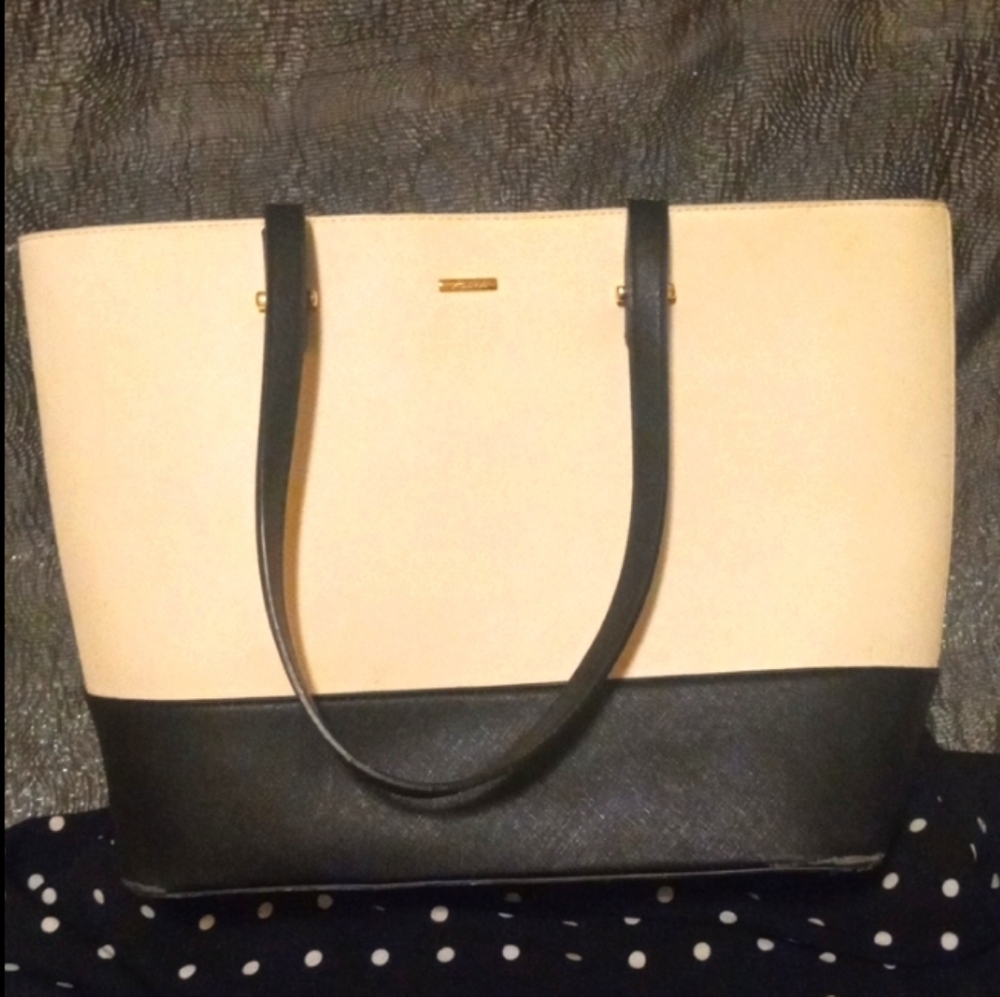 LOVEVOOK BEIGE AND BLACK LARGE SHOULDER BAG COMES WITH DUST BAG!